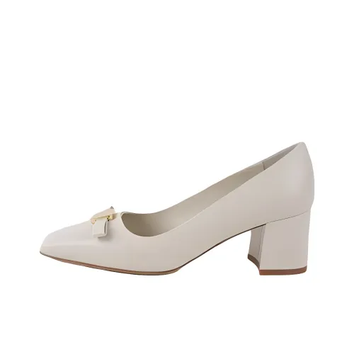 Ferragamo Высокие каблуки Женские