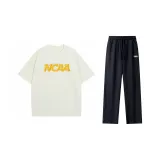 Абрикосовый топ+черные брюки