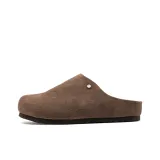 Коричневый