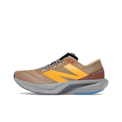 New Balance FuelCell Rebel V4 Устойчивые к истиранию низкие беговые кроссовки унисекс умбра