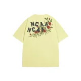 Светло-желтый