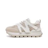 Кремово-абрикосовый