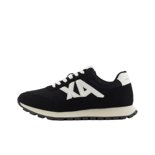 ARMANI EXCHANGEAE Низкий топ Повседневная обувь Мужской Черный