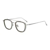 Серебристый