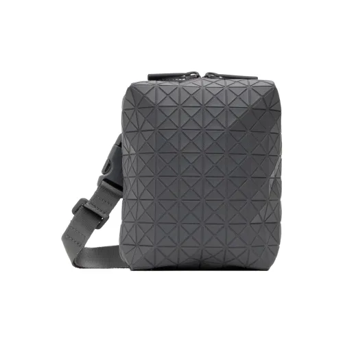 ISSEY MIYAKE Треугольник Полимерная Сумка через плечо Мужская Серого цвета