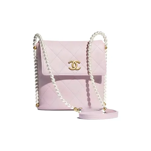 CHANEL Gabrielle Сумки через плечо Женские