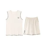 Светло-абрикосовый