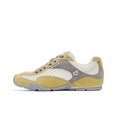 DAPHNE Low Топ Повседневная обувь Женская