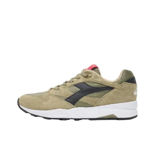 DIADORA Устойчивая к истиранию низкая повседневная обувь для мужчин коричневый цвет