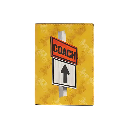 COACH Обложка для паспорта Желтая Унисекс