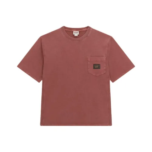 GUESS Темно-розовые Мужские T-рубашки