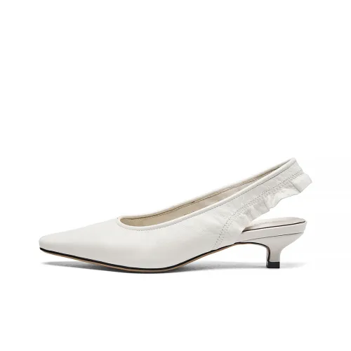 AQUASCUTUM Высокие каблуки Женские