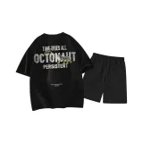 Чёрный топ, чёрный низ