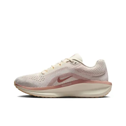 Nike Air Winflo 11 Беговые кроссовки Низкий топ Бежевый Розовый Женские