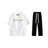 Комплект одежды (Белая футболка с зеленой молнией + черные повседневные штаны)