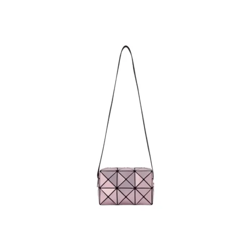ISSEY MIYAKE Сумки через плечо Женские