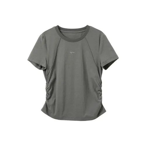 3COLOUR Женские футболки