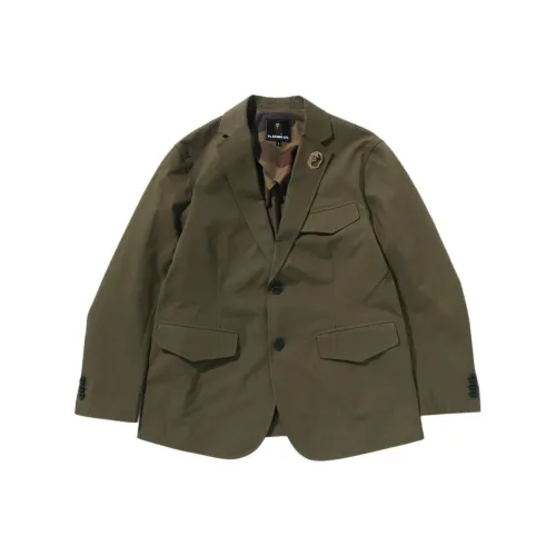 A BATHING APE Деловой костюм мужской оливково-зеленого цвета