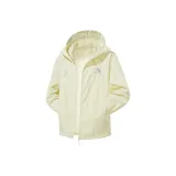 Светло-жёлтый