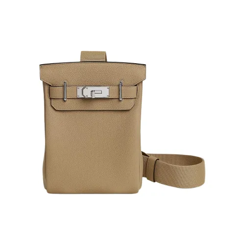 HERMES Hac a Dos Коровья кожа Togo Sling Сумка Мужская 1C Poussiere Пыль Земляной тон Зеленый цвет кардамона