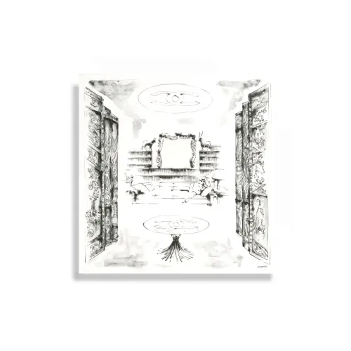 CHANEL Шелковые шарфы для женщин