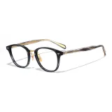 Перо синего цвета