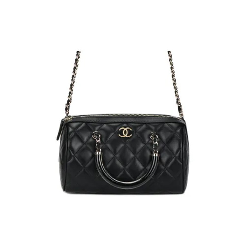 CHANEL Lambskin Bag Women's Black