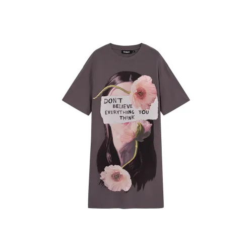 Desigual Серое Женское Короткое Платье с Рукавами