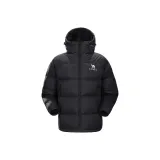 Призрачно черный