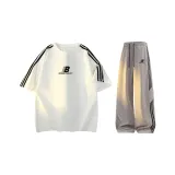 Белый топ + серые штаны