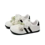 Милый бежево-черный