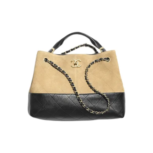 CHANEL Клатчи Женские