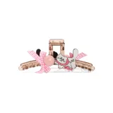 Белый кот с бантом