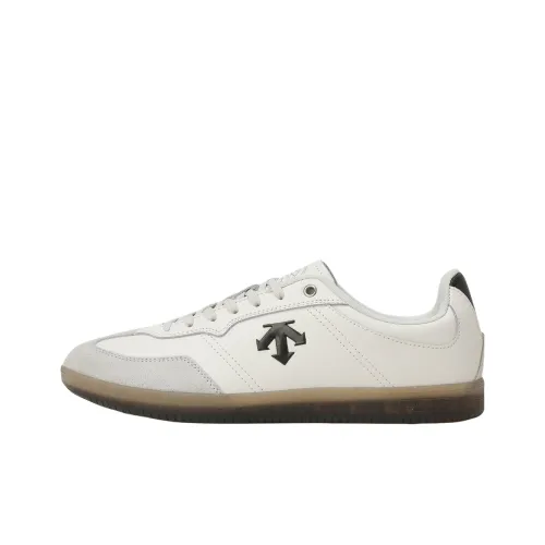 DESCENTE Edge coat Устойчивый к истиранию Низкий Топ Повседневная обувь Унисекс Белый