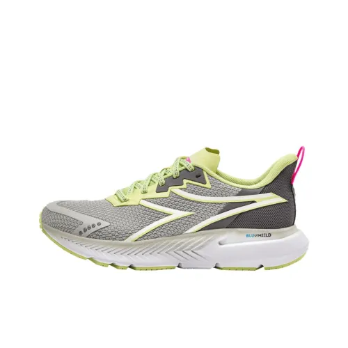 DIADORA MYTHOS BLUSHIELD VOLO 4 Беговые кроссовки Низкий топ Серый Синий Желтый Женский