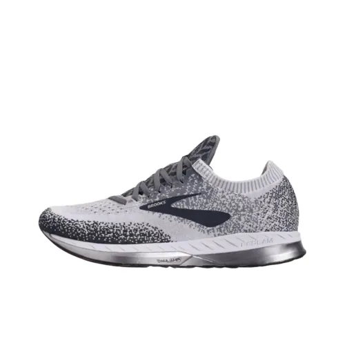 Brooks Устойчивые к истиранию низкие беговые кроссовки для мужчин серый черный