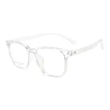 Прозрачный