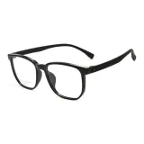 Яркий черный