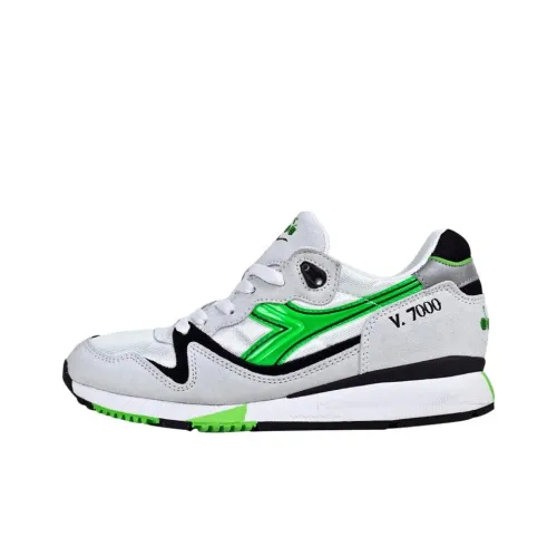 DIADORA V7000 Беговые кроссовки Низкий топ Серый Белый Зеленый Мужской