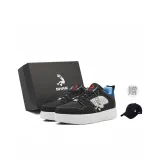 Чёрный, белый и синий [Подарочный набор для путешествий 1]