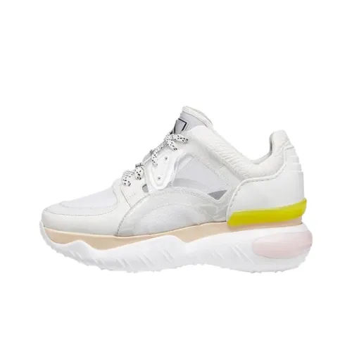 FENDI Низкий топ Повседневная обувь Женская Белая