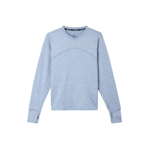 Nike Стандартная T-рубашка Женская Светло-синяя