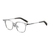 Прозрачный