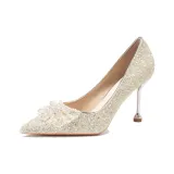 Серебристый