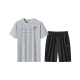 Комплект одежды [Светло-серая рубашка с коротким рукавом + черные шорты]