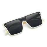 Бежевая оправа с серыми линзами