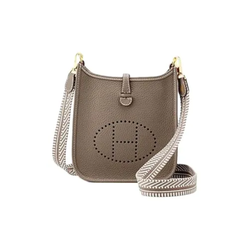 HERMES Evelyne Clemence Bullock Кожа Сумка через плечо Женская Слоновой серый