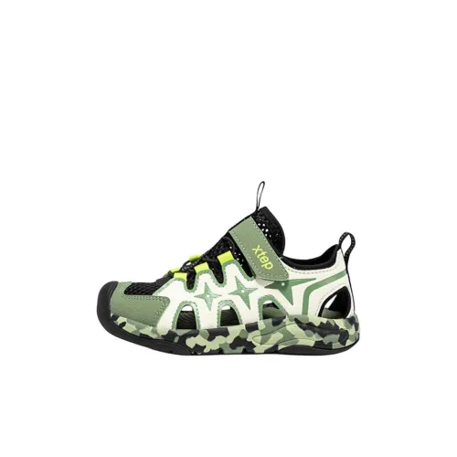 XTEP Детские сандалии Low Top Черный Зеленый Для дошкольников