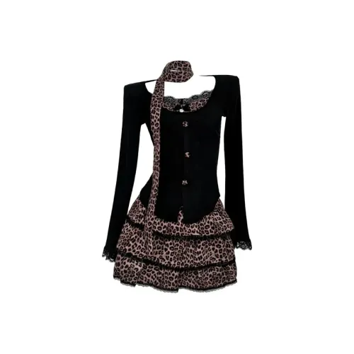 MM Женские Комплекты с Юбкой