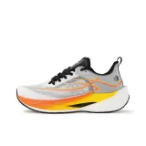 Белый и оранжевый